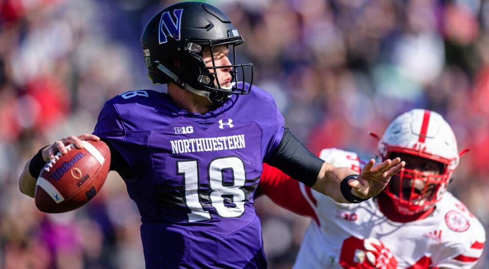 Northwestern QB Throws Pass