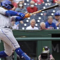 Francisco Lindor of Mets hits MLB player props - April 18, 2025
