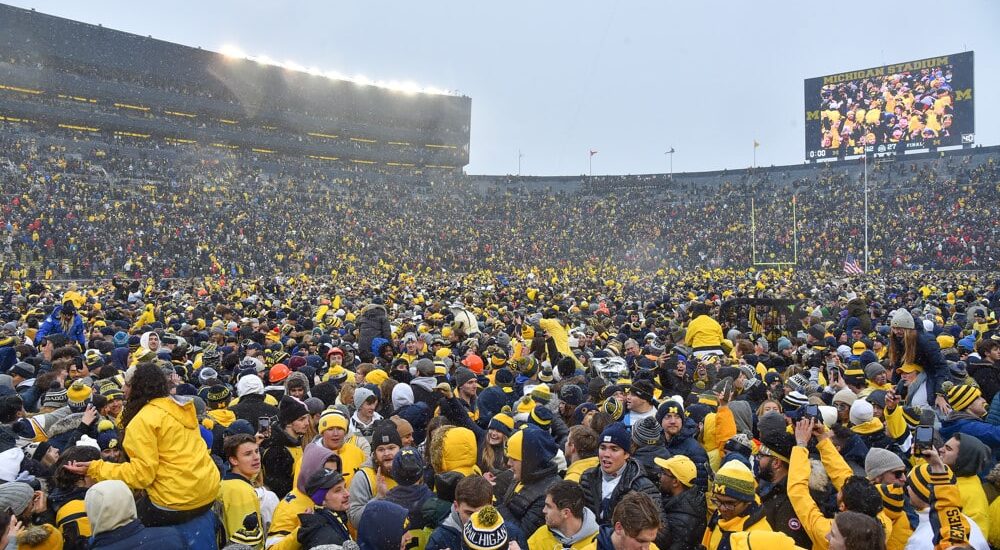 Ohio State vs Michigan College Football Early Predictions, Picks and Odds November 26