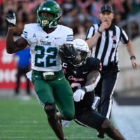 Tulane Football Running Back Breaks Tackle