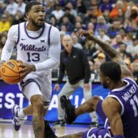 Kansas State player drives lane