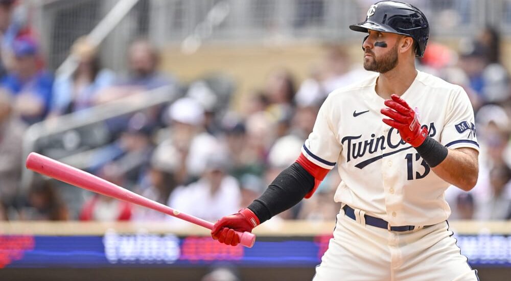 Joey Gallo prepares to hit home run for Twins