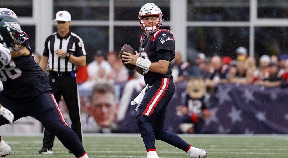 Patriots QB Mac Jones preps for Patriots vs Dolphins Week 8 matchup