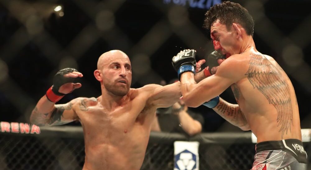 Alexander Volkanovski wins UFC fight prepping for UFC 294