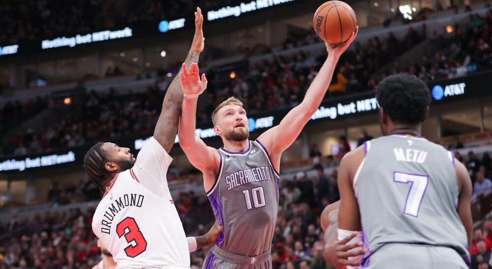 Domantas Sabonis attempts to pass NBA Player Props on 1/22/24