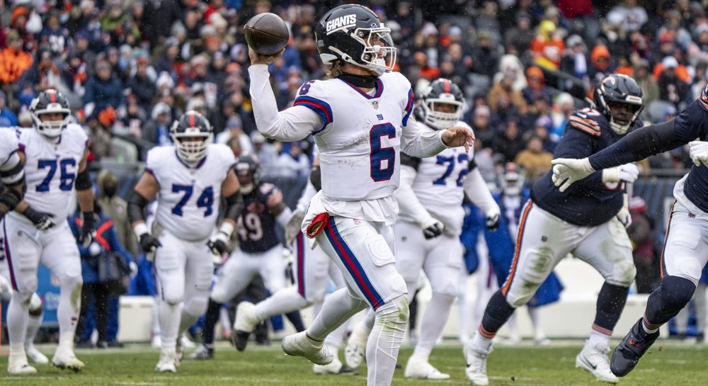 Monday Night Football Player Props Week 2 - Jaxon Dart