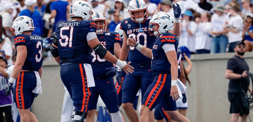 Air Force vs Wyoming picks